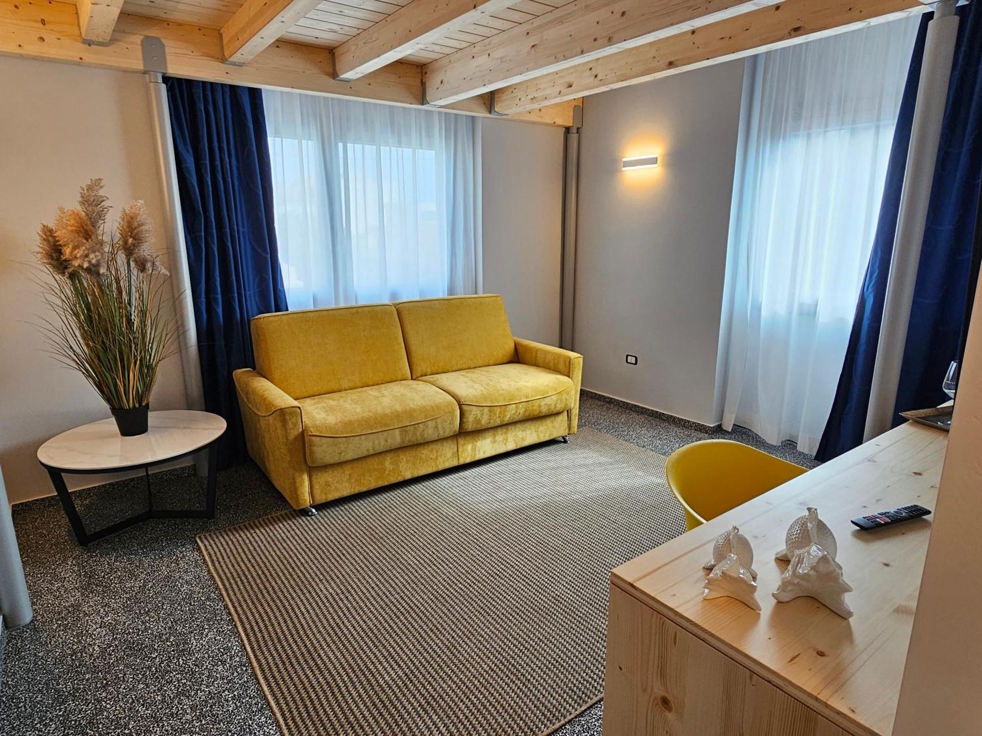 Costiero Elegant Suites B&B Gallipolli Exteriör bild